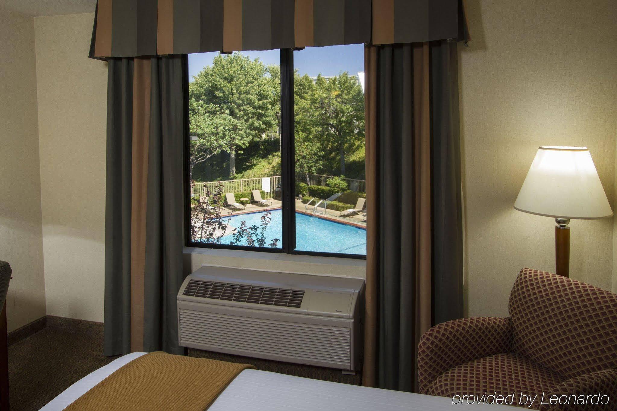 Best Western Valencia/Six Flags Inn & Suites Санта Кларита Екстериор снимка