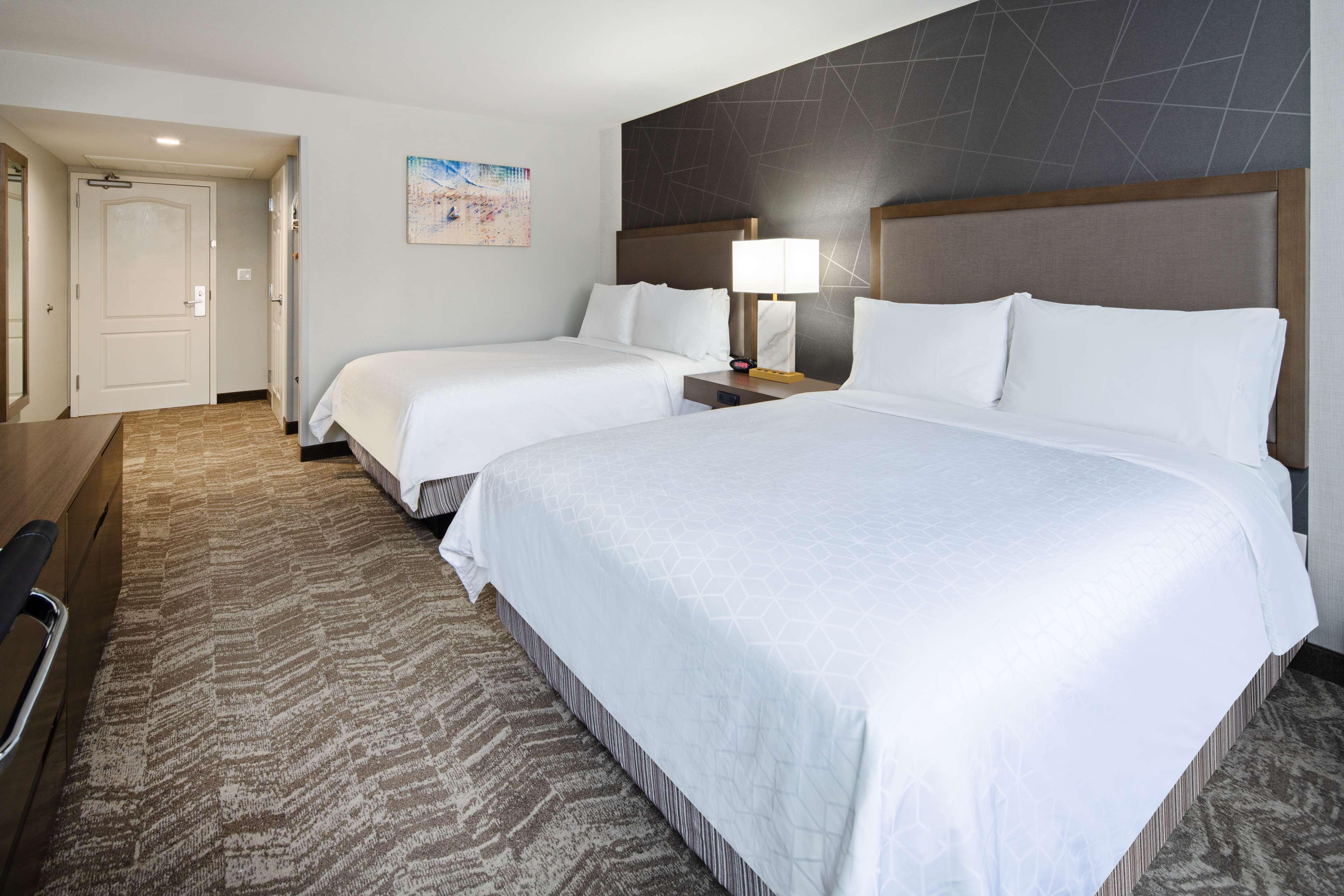 Best Western Valencia/Six Flags Inn & Suites Санта Кларита Екстериор снимка