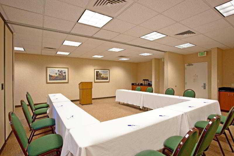 Best Western Valencia/Six Flags Inn & Suites Санта Кларита Екстериор снимка